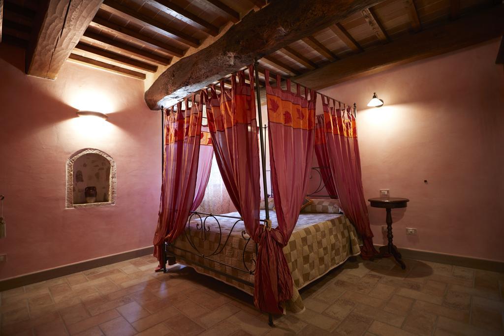 Agriturismo Il Molino Antico - 5 Girasoli Сполето Екстериор снимка