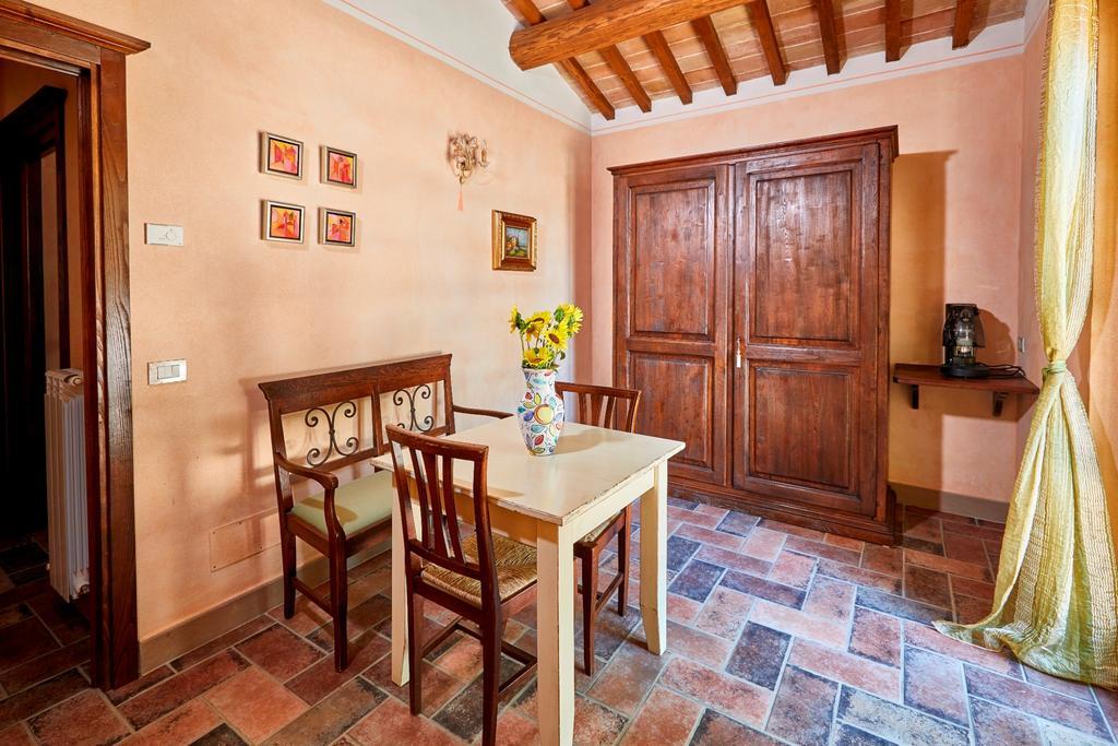 Agriturismo Il Molino Antico - 5 Girasoli Сполето Екстериор снимка